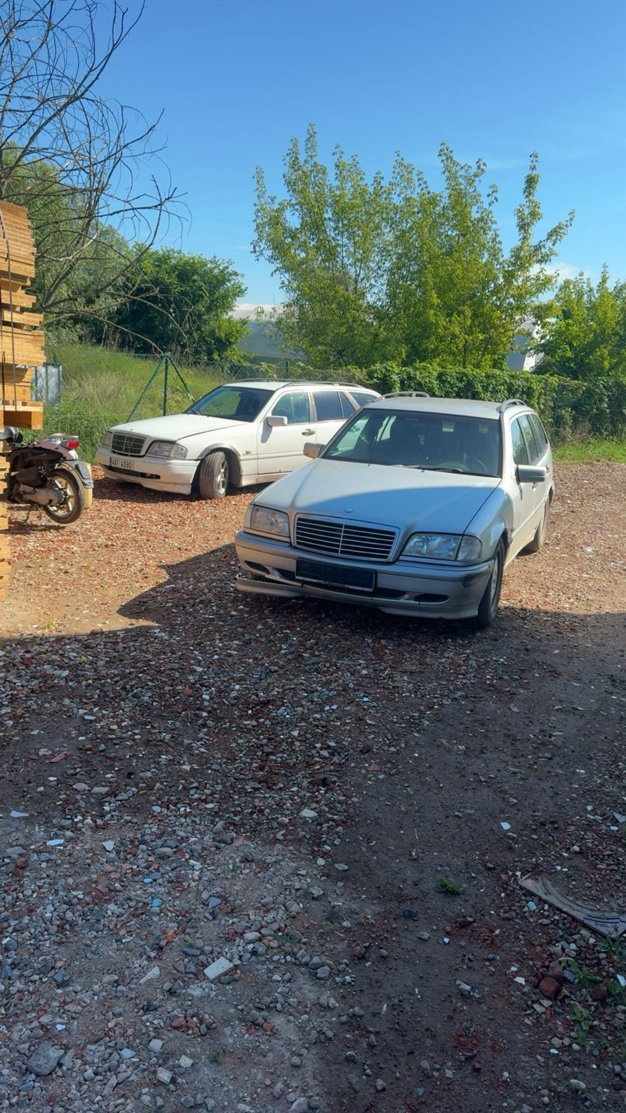 Výkup dvou vozů Mercedes C třídy — Autožrout Pardubice